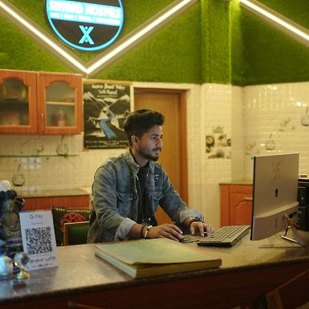 Skyard Rishikesh, Laxman Jhulaホステル エクステリア 写真