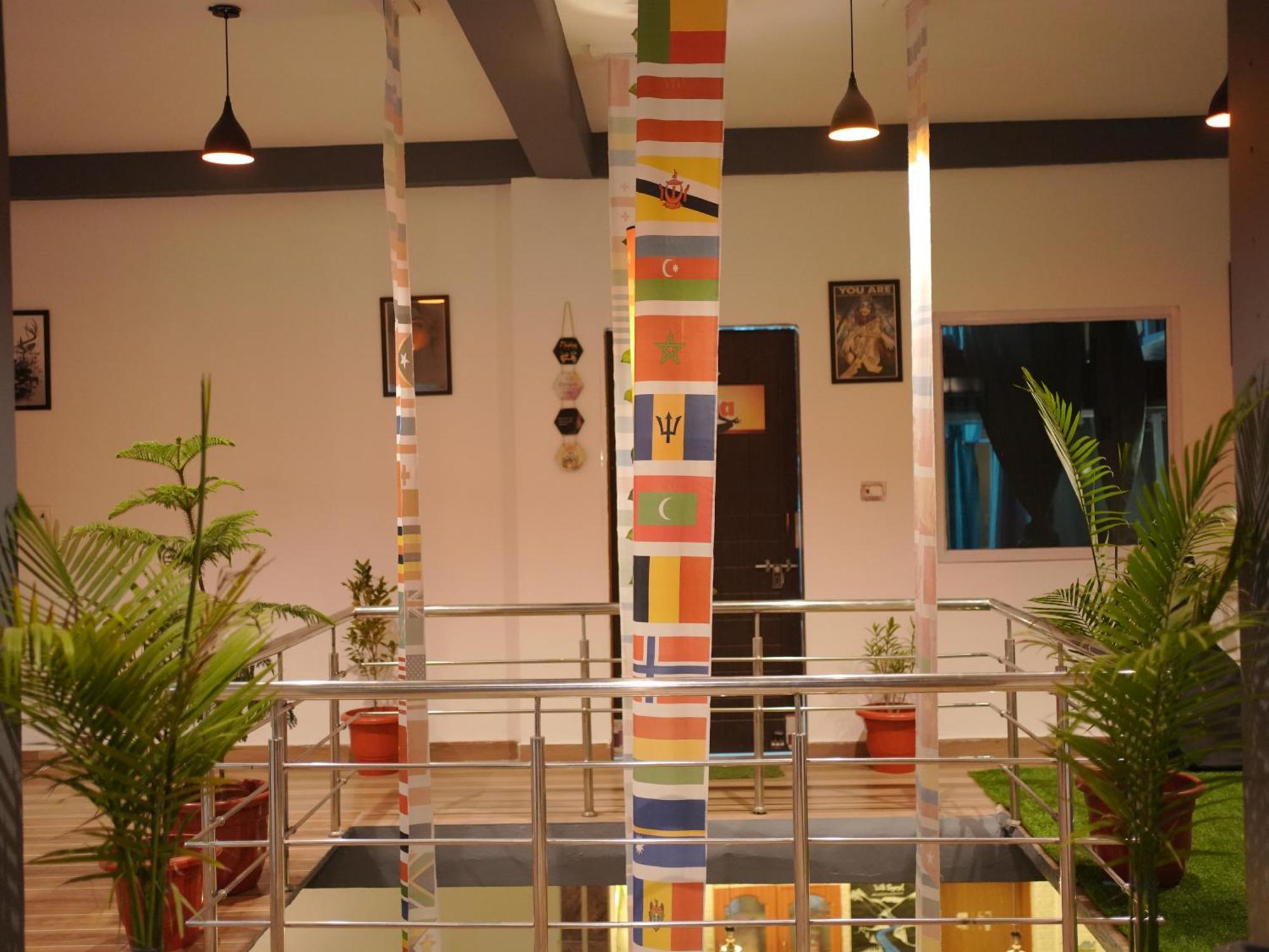 Skyard Rishikesh, Laxman Jhulaホステル エクステリア 写真