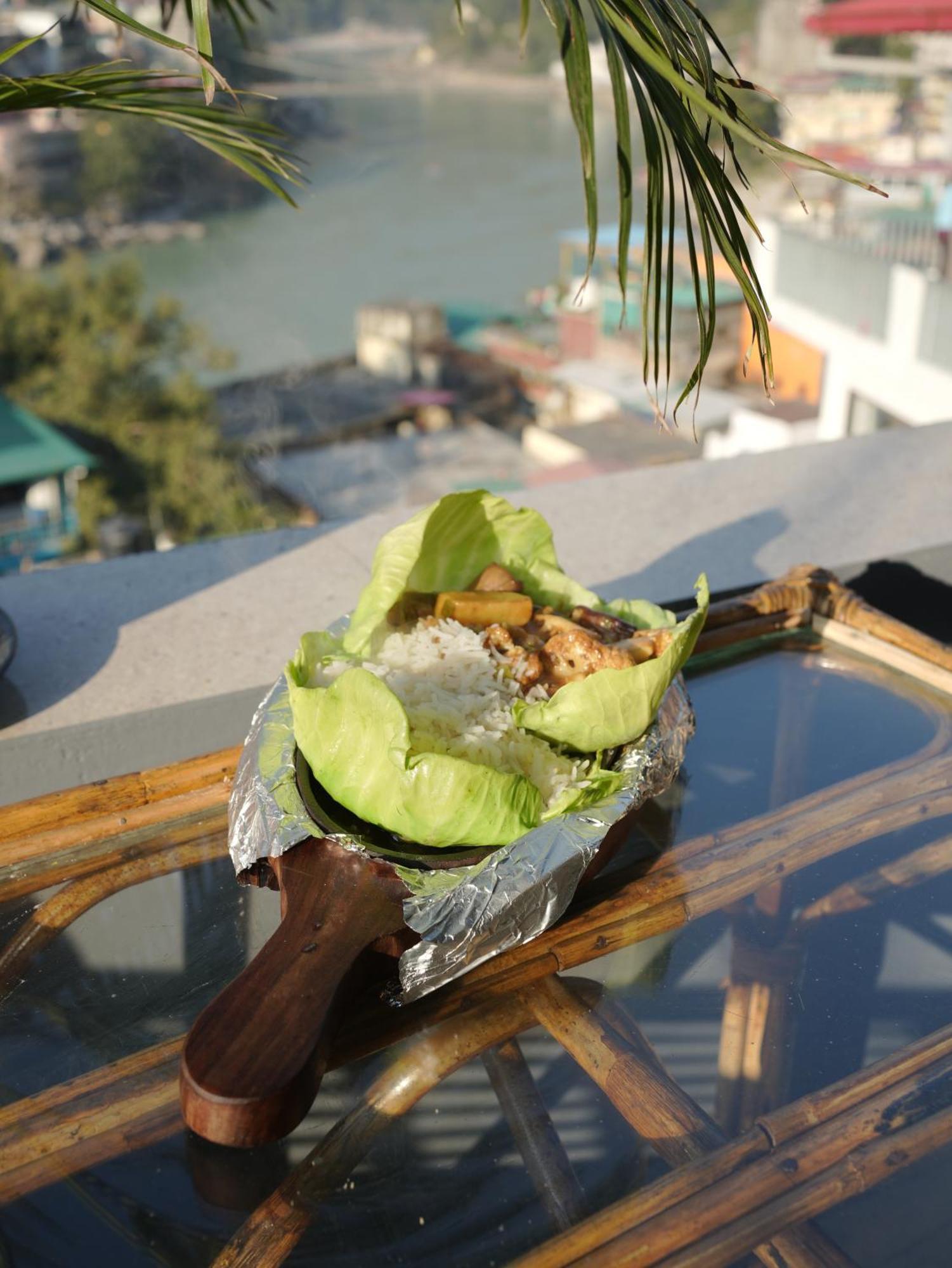 Skyard Rishikesh, Laxman Jhulaホステル エクステリア 写真