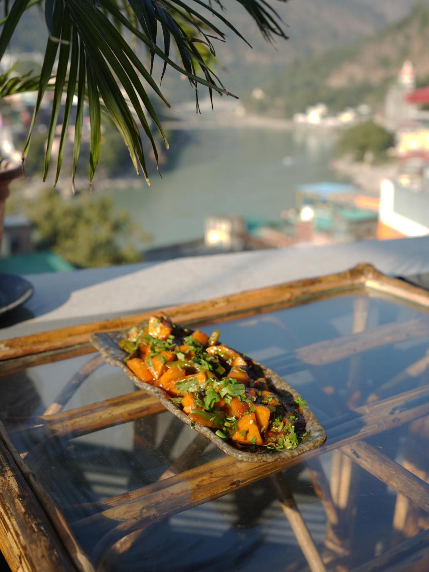 Skyard Rishikesh, Laxman Jhulaホステル エクステリア 写真