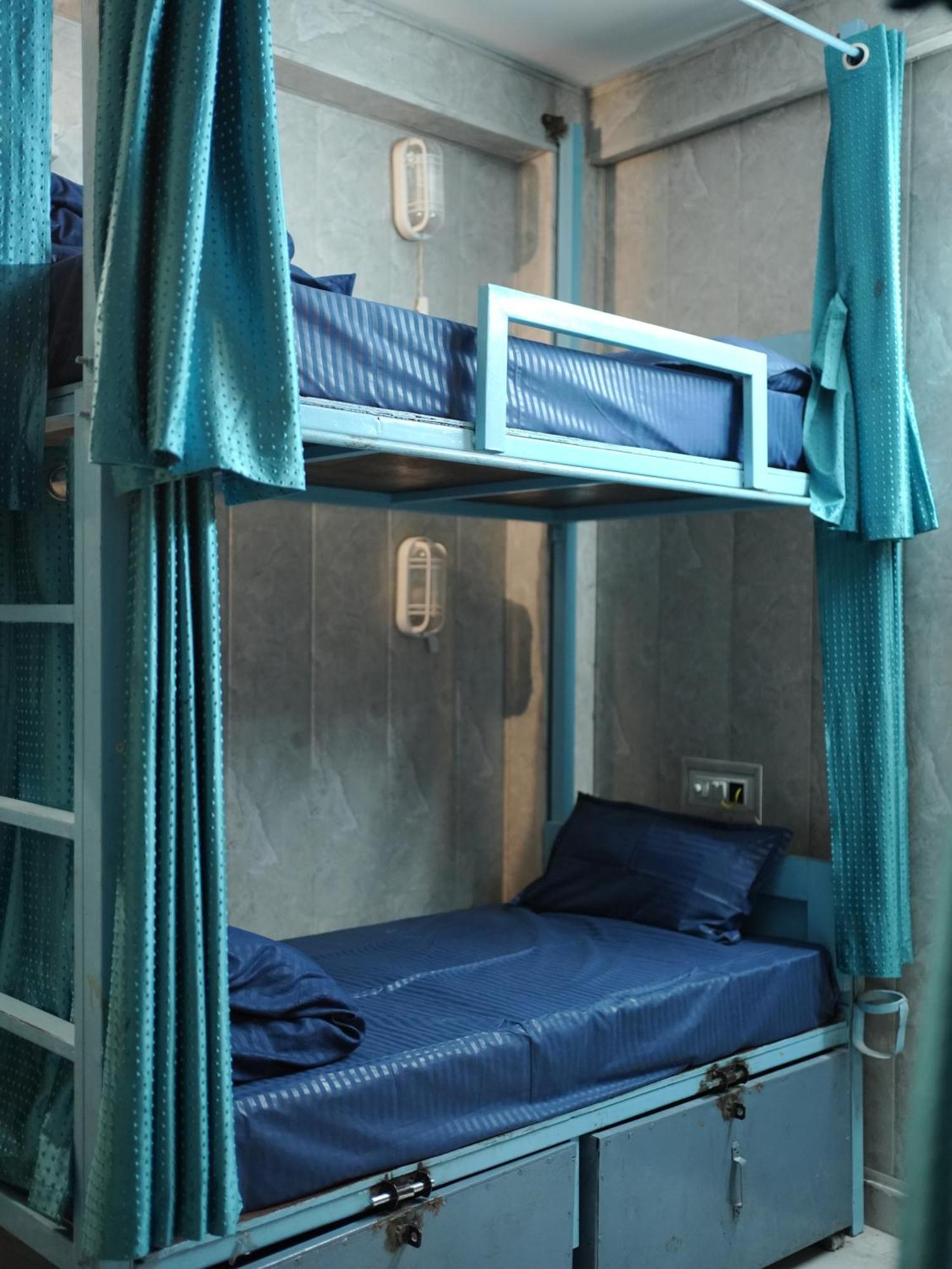Skyard Rishikesh, Laxman Jhulaホステル エクステリア 写真