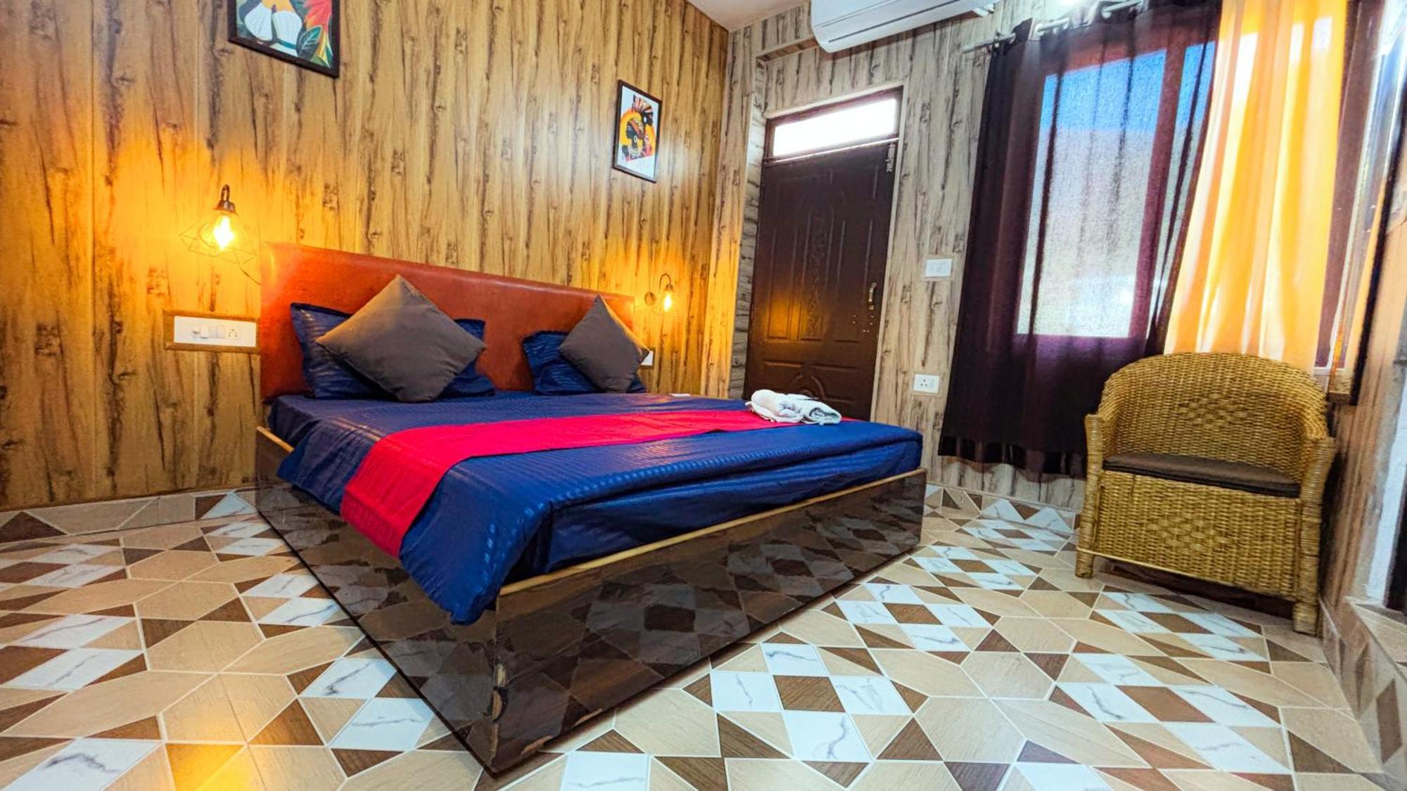 Skyard Rishikesh, Laxman Jhulaホステル エクステリア 写真